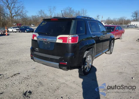 2014 GMC Terrain Denali z USA, uszkodzony, nr VIN 2GKFLUE34E6154922